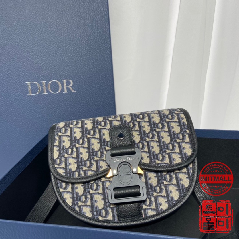 dior_xxxxx_big_00005.jpg