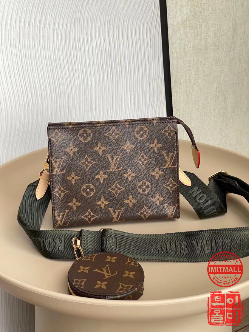 louis_vuitton_xxxxx_big_00001.jpg