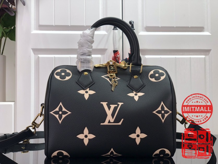 louis_vuitton_xxxxx_big_00004.jpg