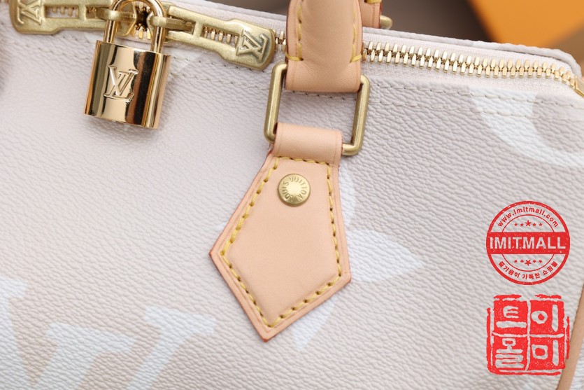 louis_vuitton_xxxxx_big_00005.jpg