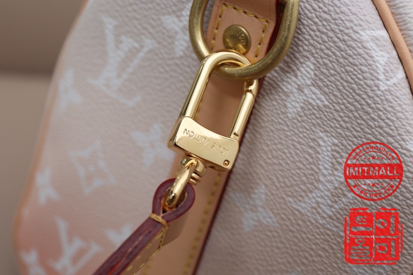 louis_vuitton_xxxxx_big_00007.jpg