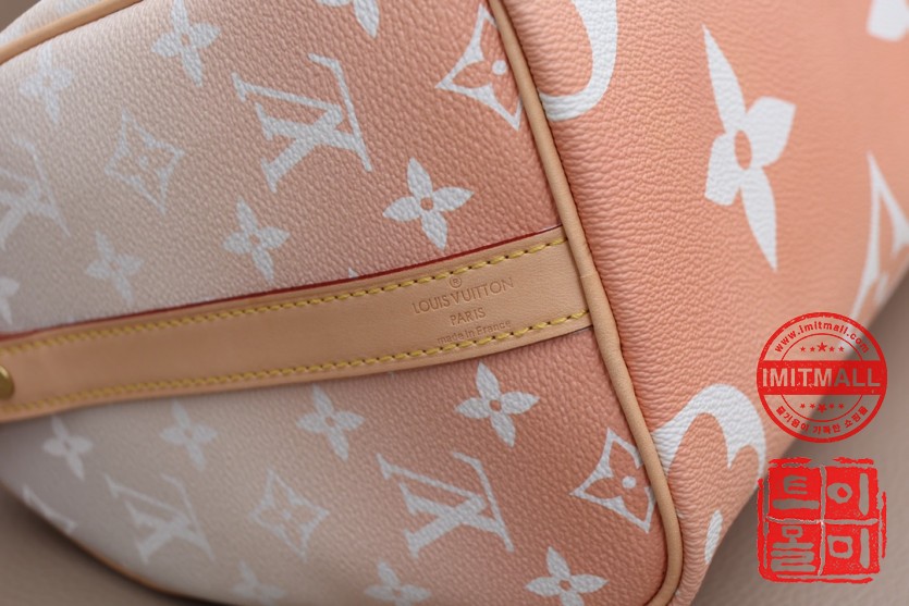 louis_vuitton_xxxxx_big_00009.jpg