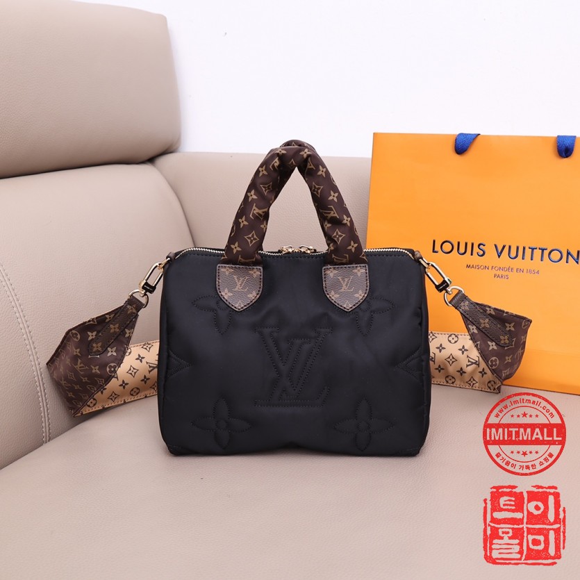 louis_vuitton_xxxxx_big_00003.jpg