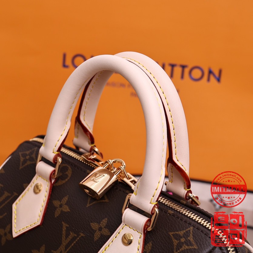 louis_vuitton_xxxxx_big_00005.jpg