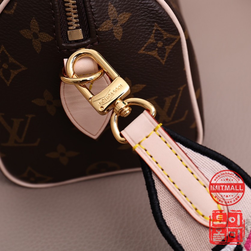 louis_vuitton_xxxxx_big_00007.jpg