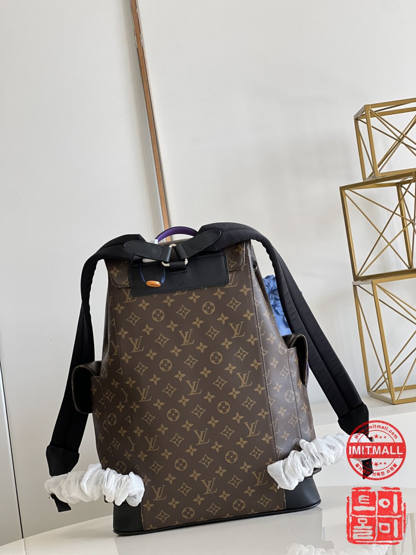 louis_vuitton_xxxxx_big_00004.jpg