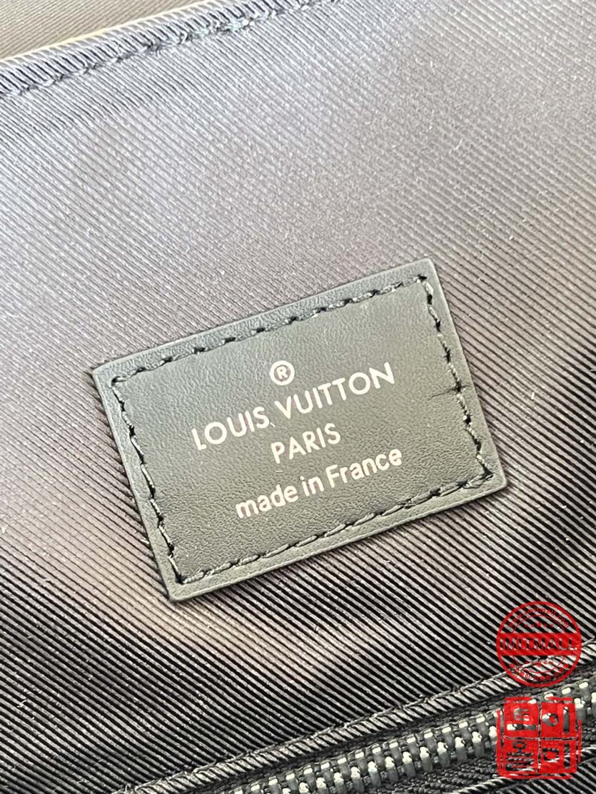 louis_vuitton_xxxxx_big_00009.jpg