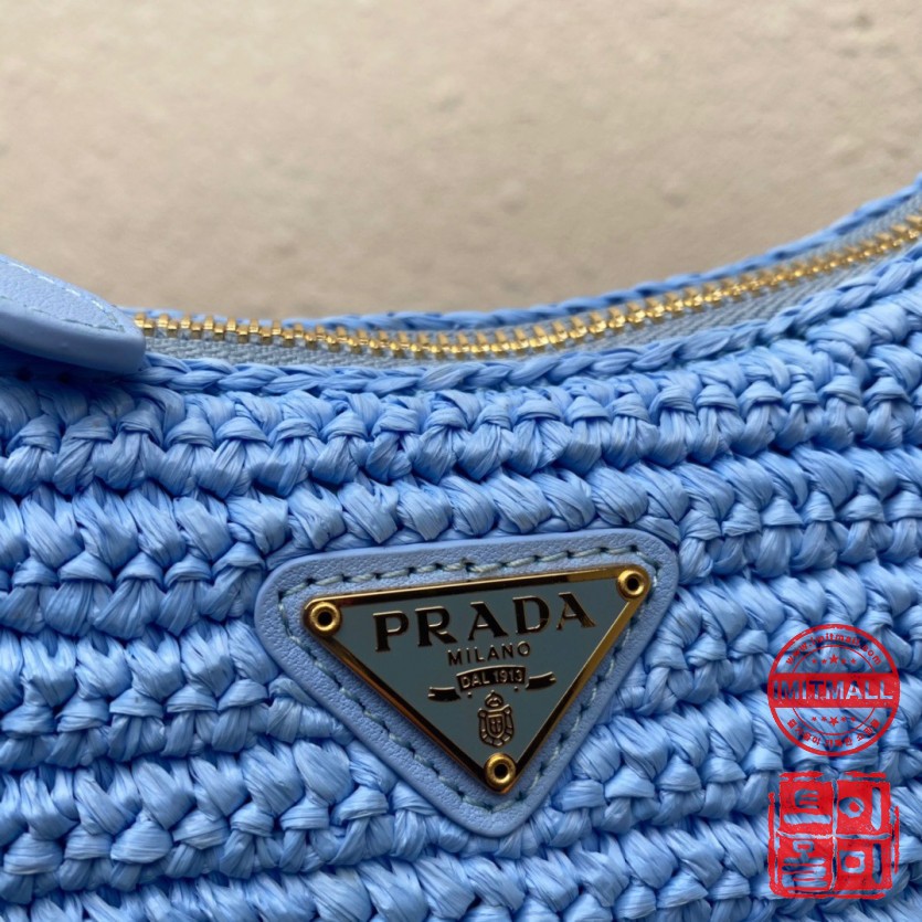 prada_xxxxx_big_00005.jpg