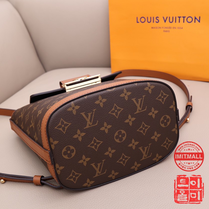 louis_vuitton_xxxxx_big_00007.jpg