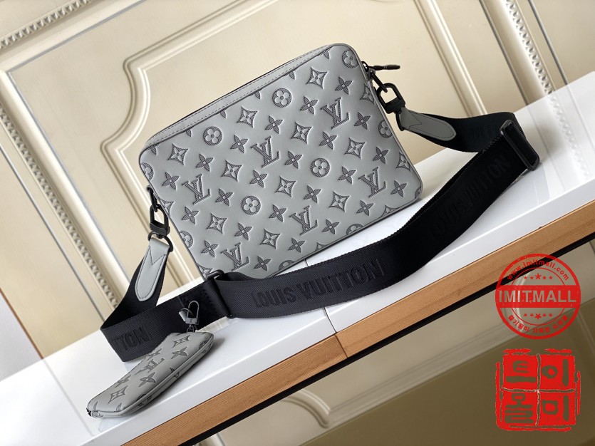 louis_vuitton_xxxxx_big_00003.jpg