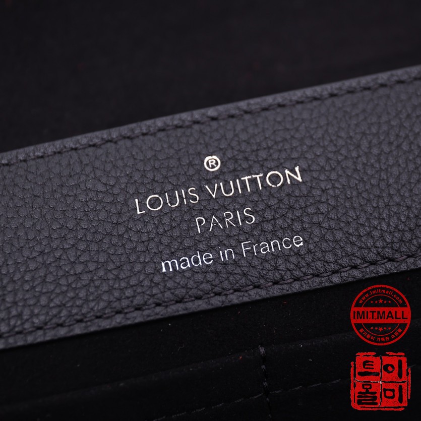 louis_vuitton_xxxxx_big_00009.jpg