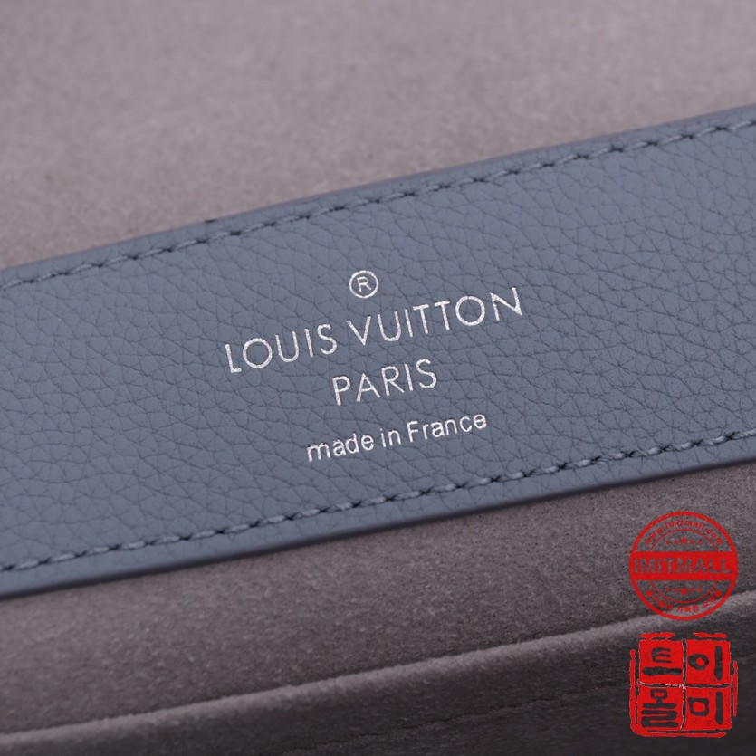 louis_vuitton_xxxxx_big_00009.jpg