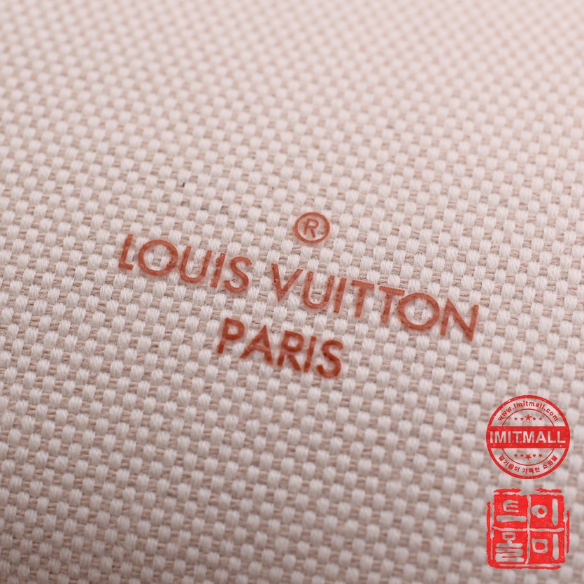 louis_vuitton_xxxxx_big_00007.jpg