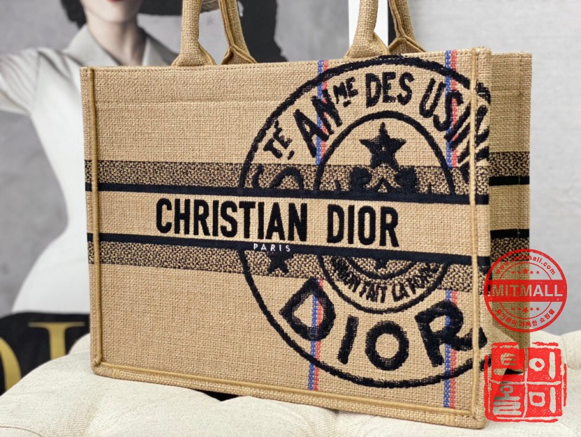 dior_xxxxx_big_00005.jpg