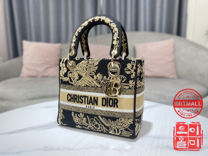 dior_xxxxx_big_00003.jpg