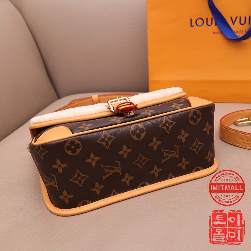 louis_vuitton_xxxxx_big_00007.jpg