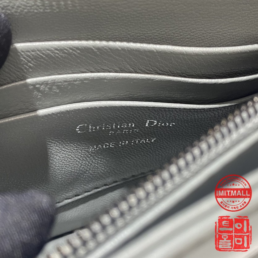 dior_xxxxx_big_00009.jpg