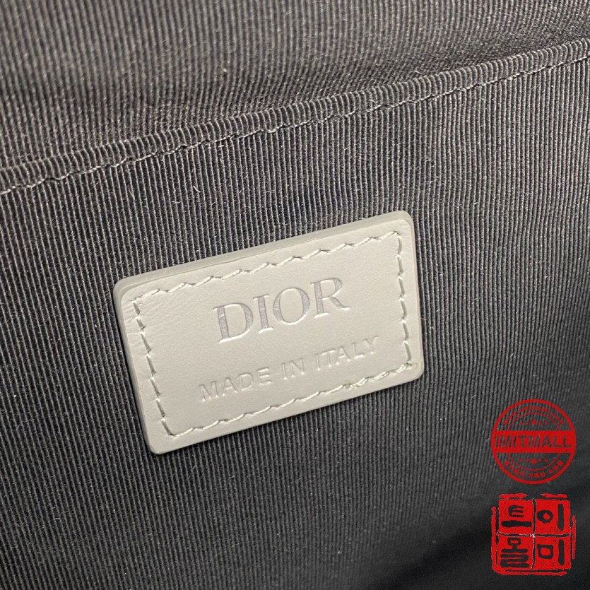 dior_xxxxx_big_00009.jpg