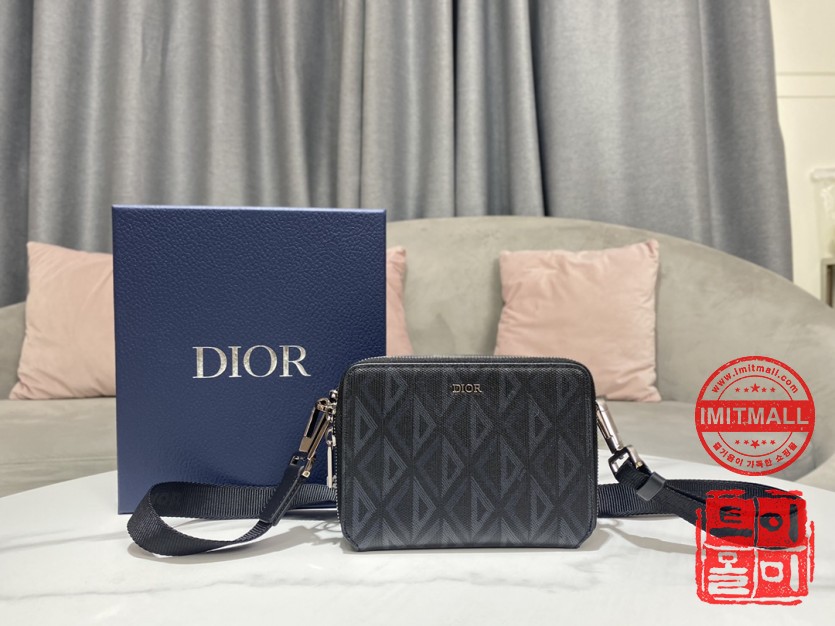 dior_xxxxx_big_00001.jpg