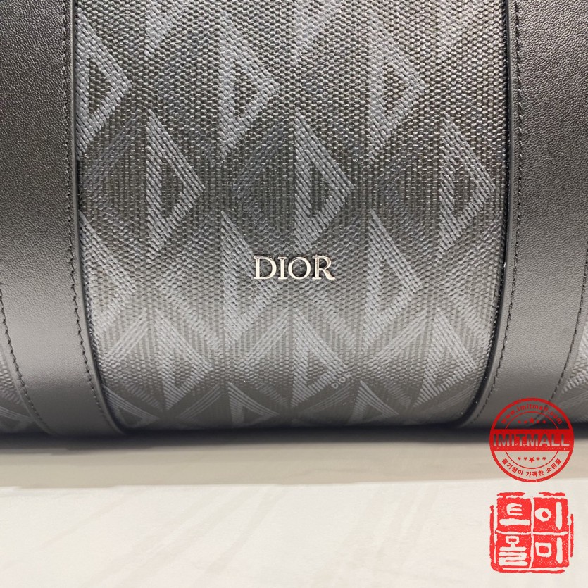 dior_xxxxx_big_00003.jpg