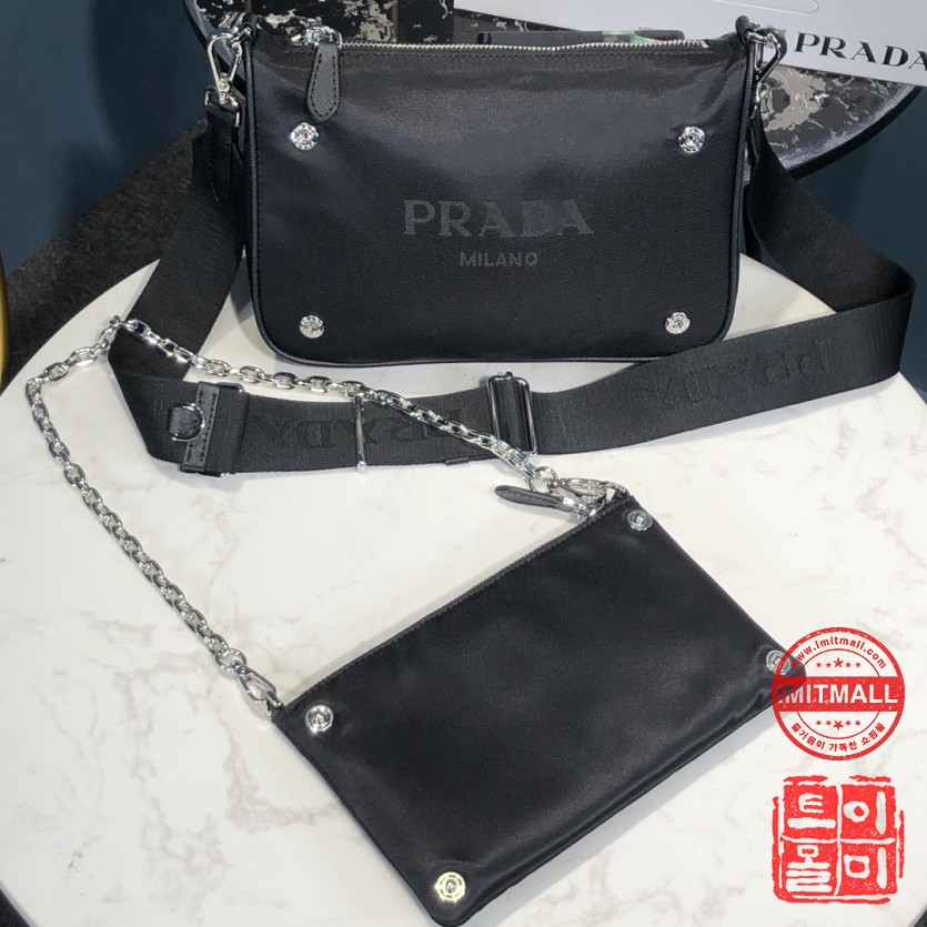 prada_xxxxx_big_00008.jpg