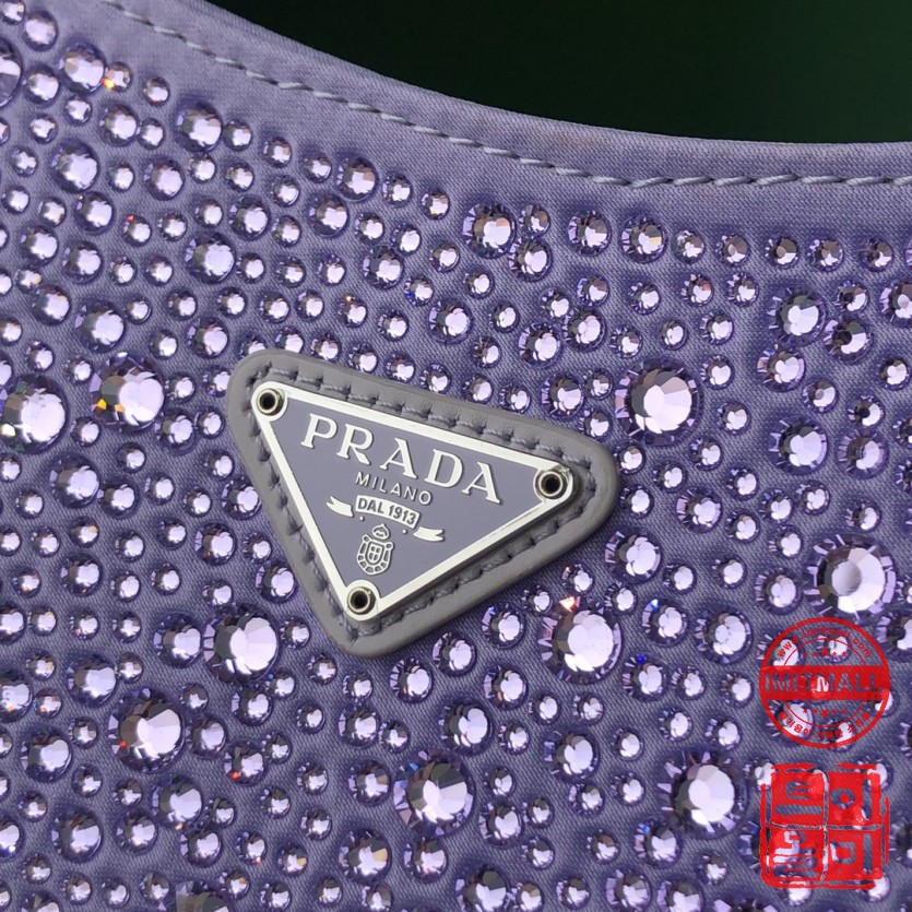 prada_xxxxx_big_00006.jpg