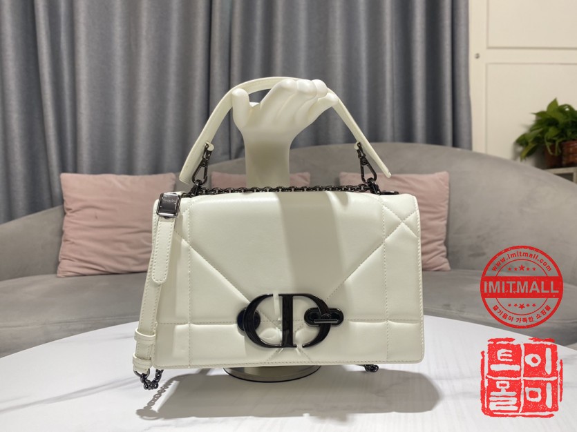 dior_xxxxx_big_00010.jpg