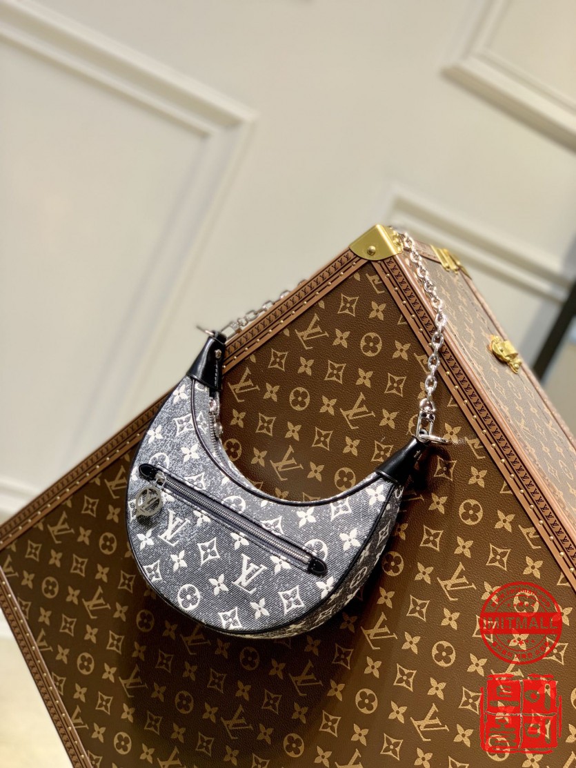 louis_vuitton_xxxxx_big_00009.jpg