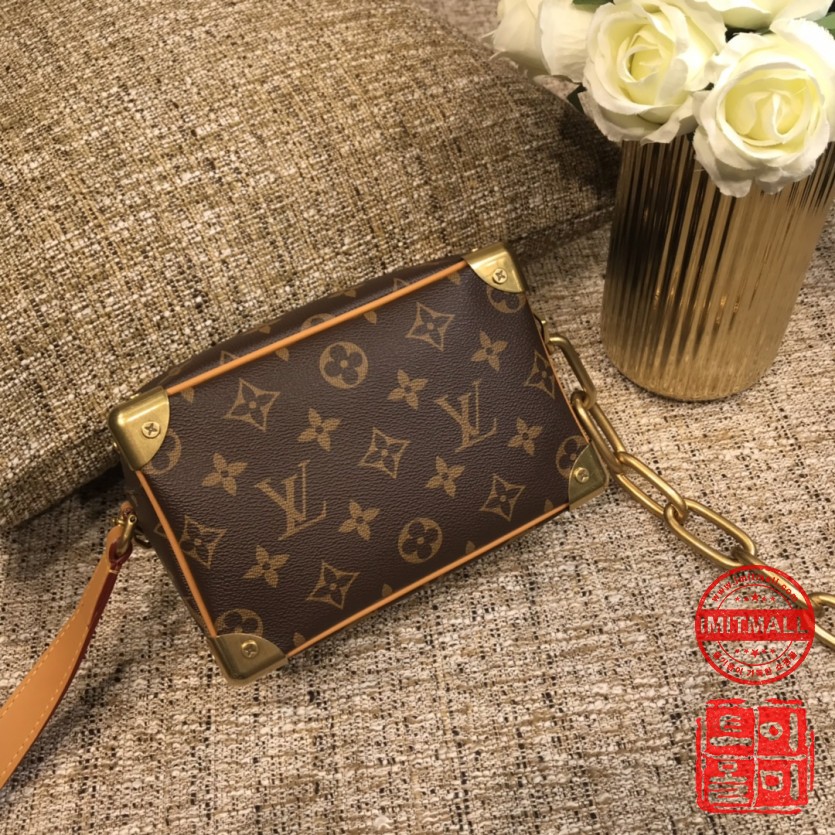 louis_vuitton_xxxxx_big_00002.jpg