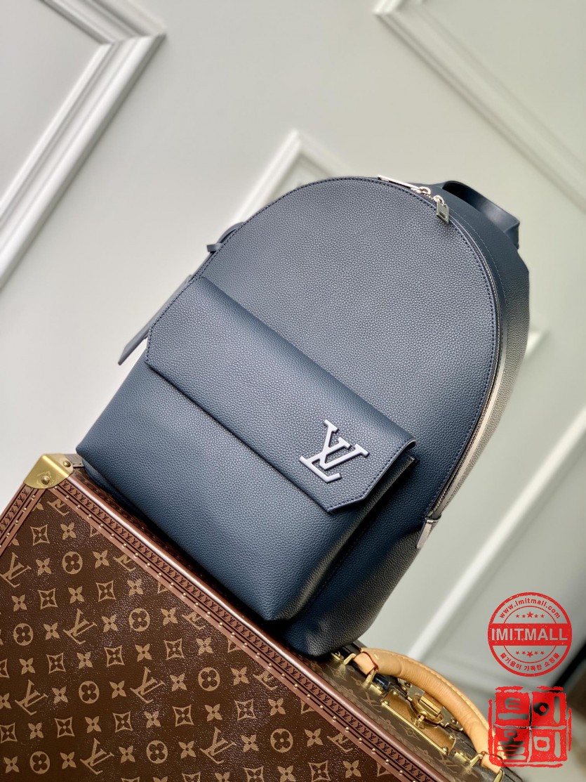 louis_vuitton_xxxxx_big_00001.jpg