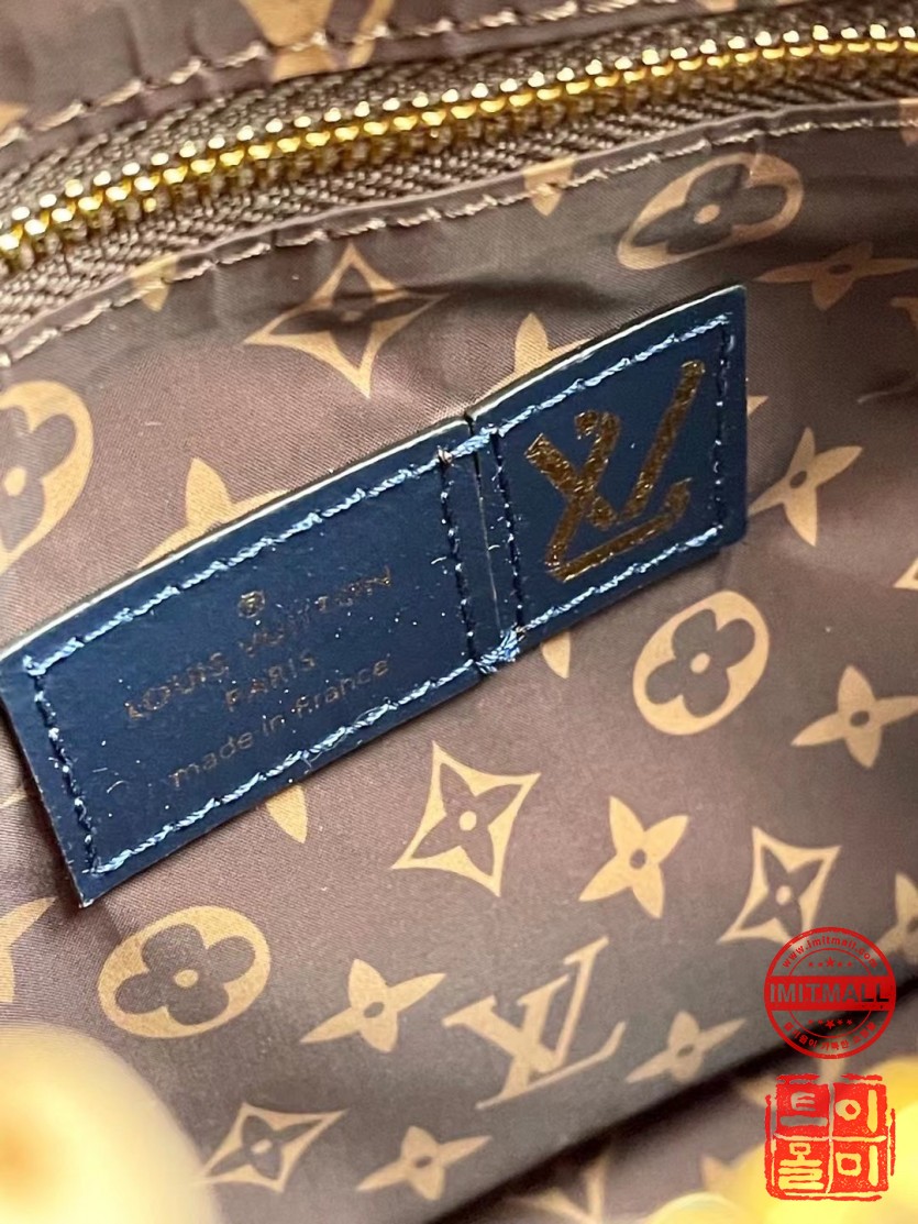 louis_vuitton_xxxxx_big_00009.jpg