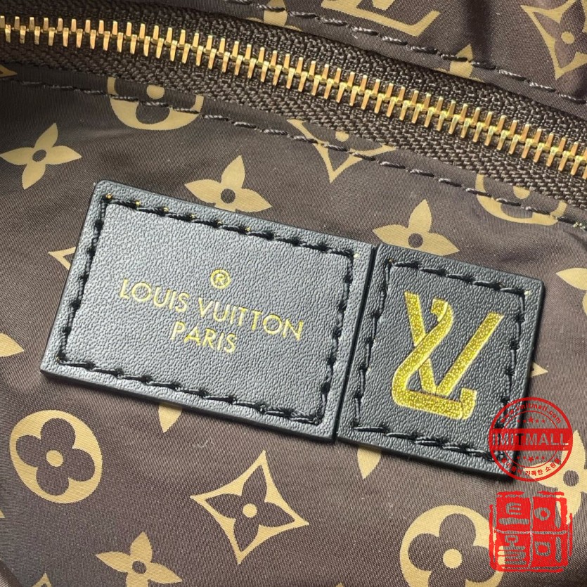 louis_vuitton_xxxxx_big_00007.jpg