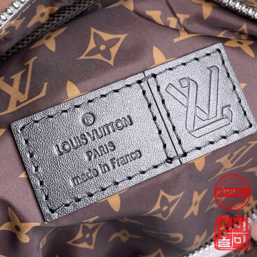 louis_vuitton_xxxxx_big_00008.jpg