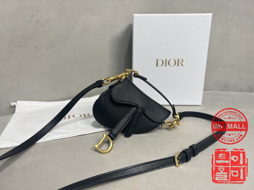 dior_xxxxx_big_00001.jpg