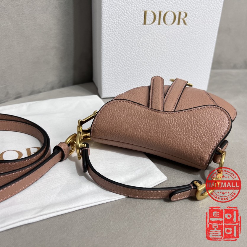 dior_xxxxx_big_00003.jpg