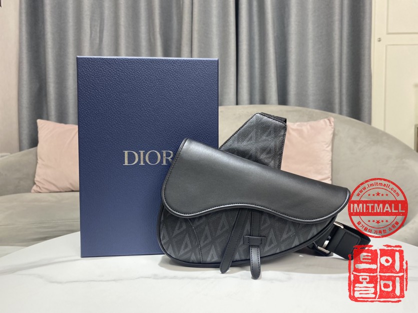 dior_xxxxx_big_00001.jpg