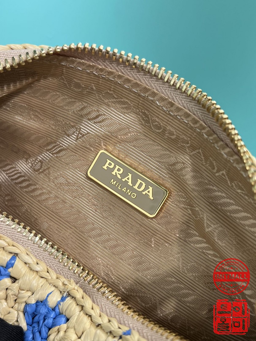 prada_xxxxx_big_00015.jpg