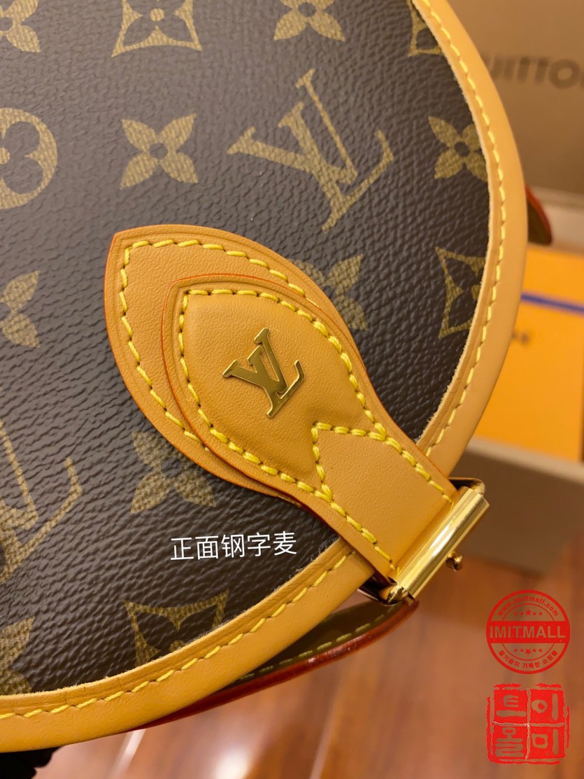 louis_vuitton_xxxxx_big_00006.jpg