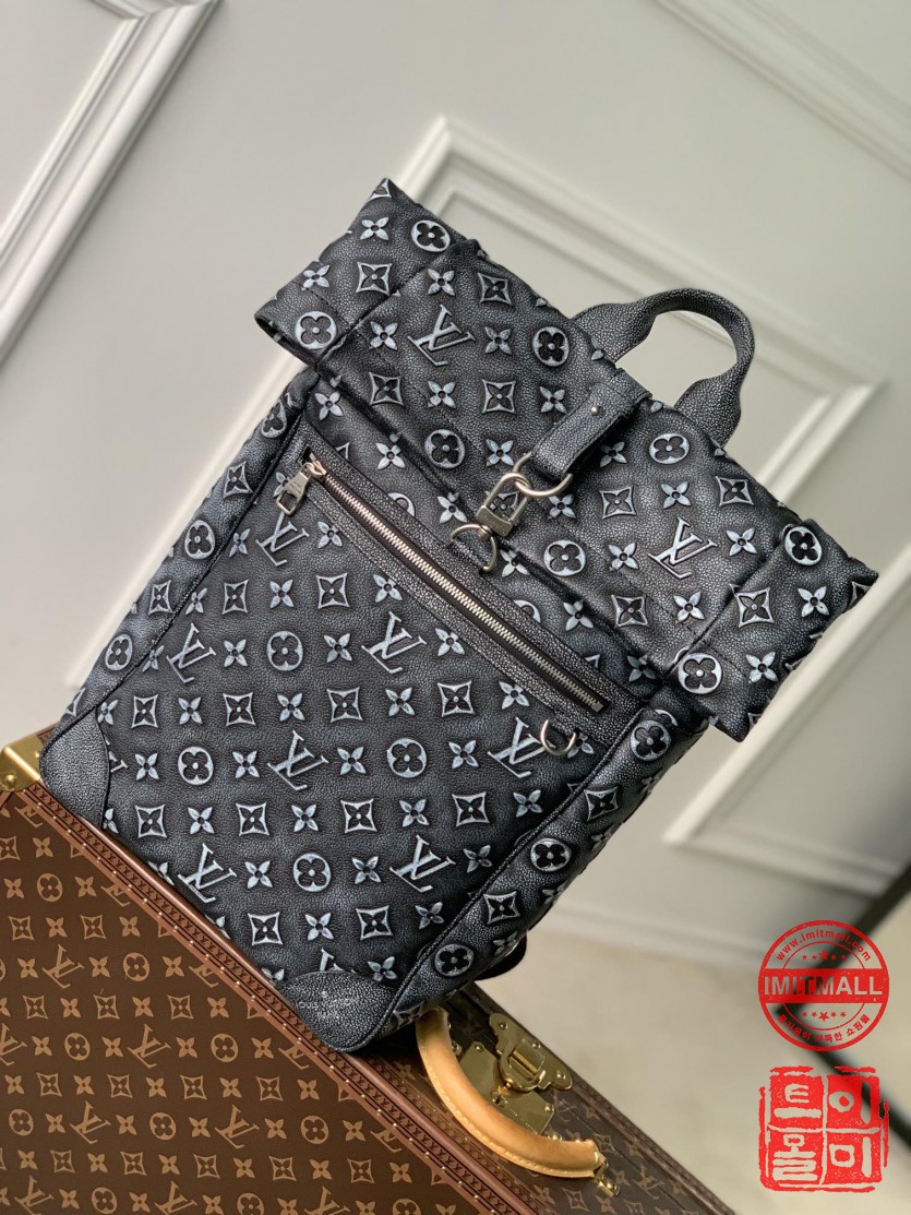 louis_vuitton_xxxxx_big_00001.jpg