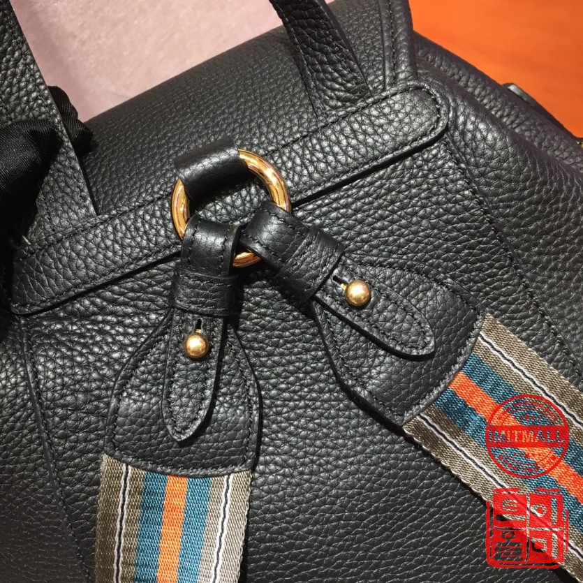prada_xxxxx_big_00006.jpg