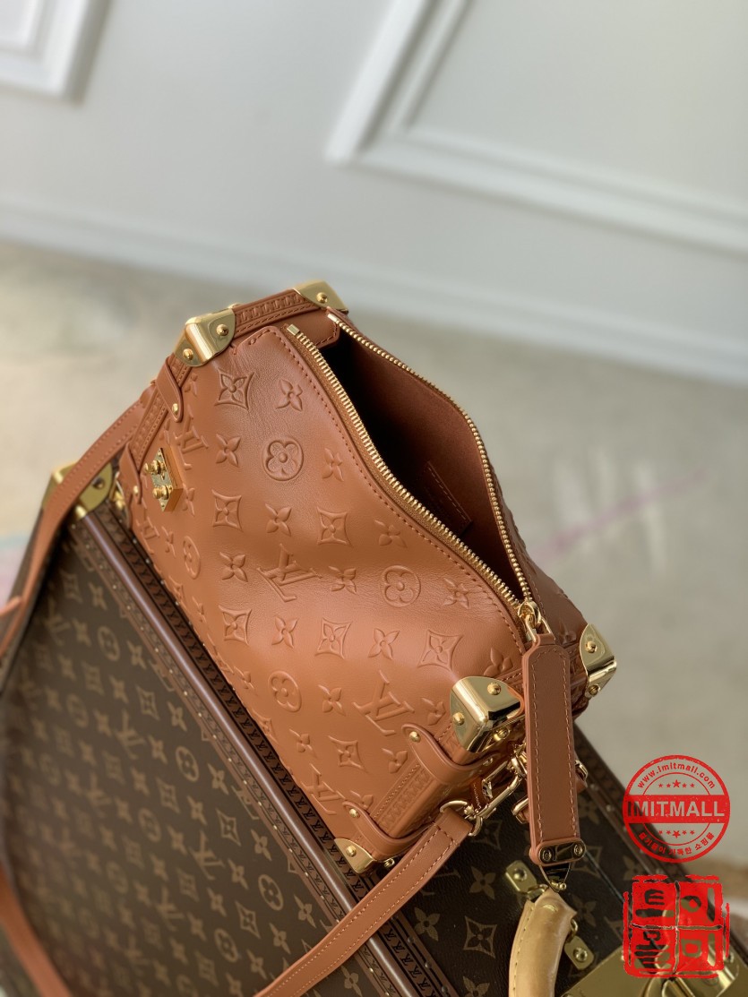 louis_vuitton_xxxxx_big_00008.jpg