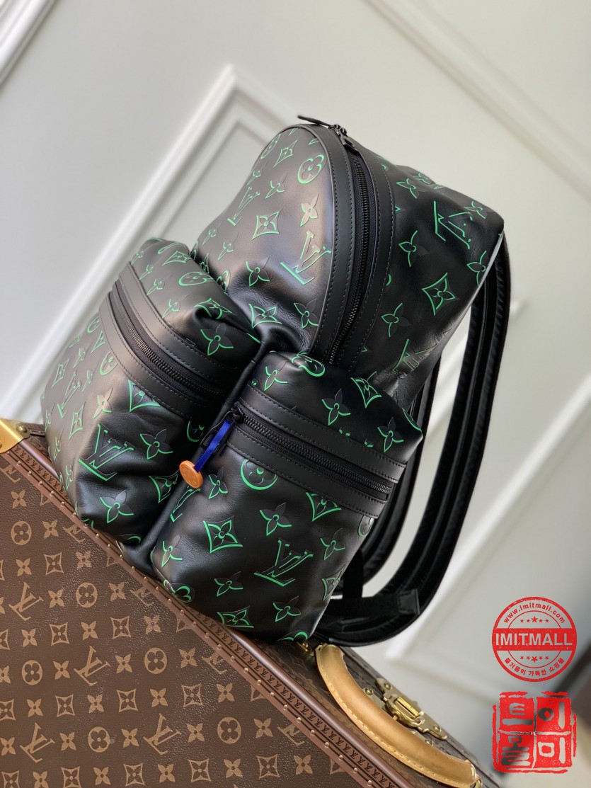 louis_vuitton_xxxxx_big_00003.jpg