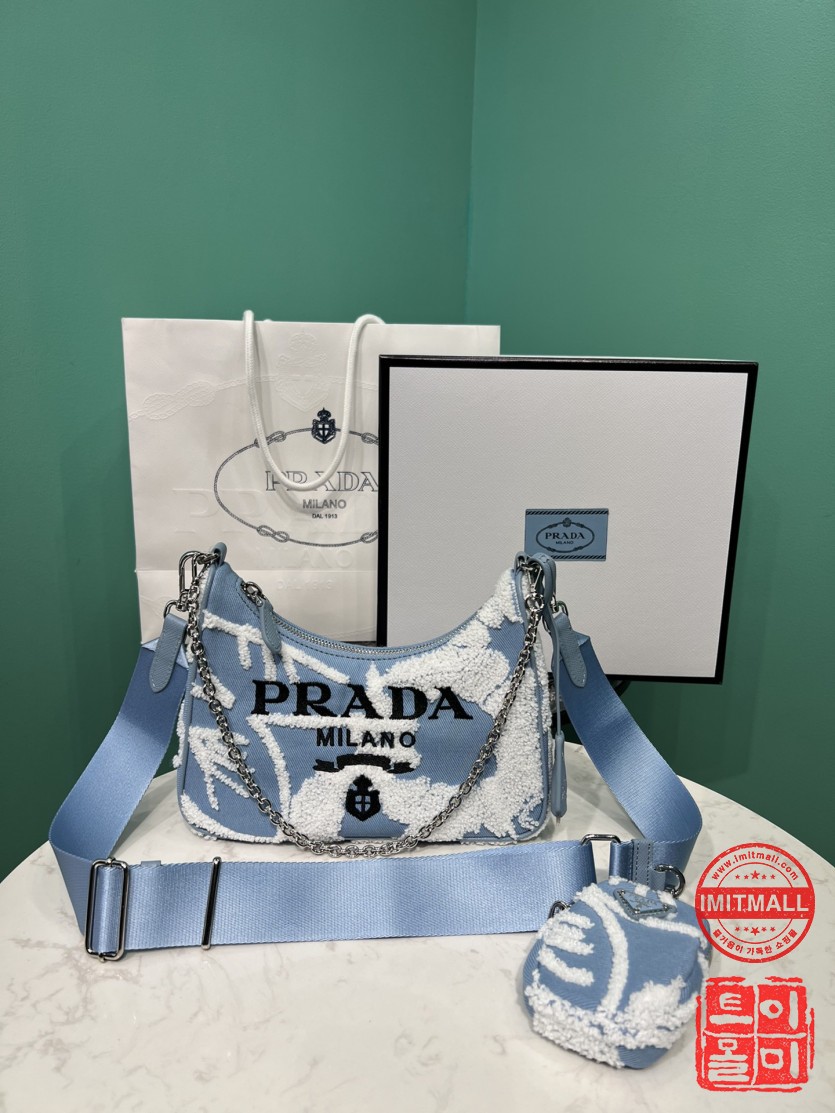 prada_xxxxx_big_00001.jpg