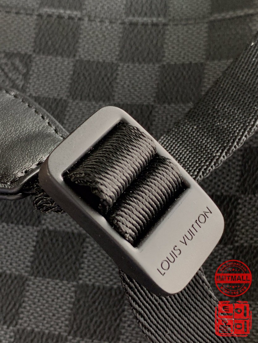louis_vuitton_xxxxx_big_00006.jpg