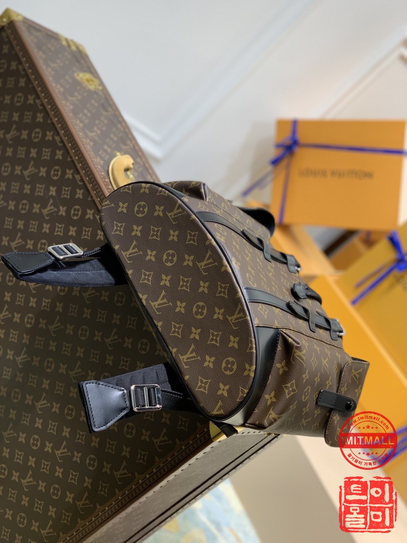 louis_vuitton_xxxxx_big_00003.jpg