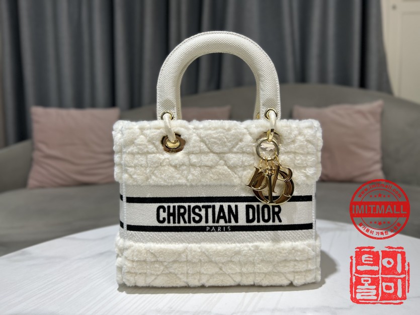 dior_xxxxx_big_00001.jpg