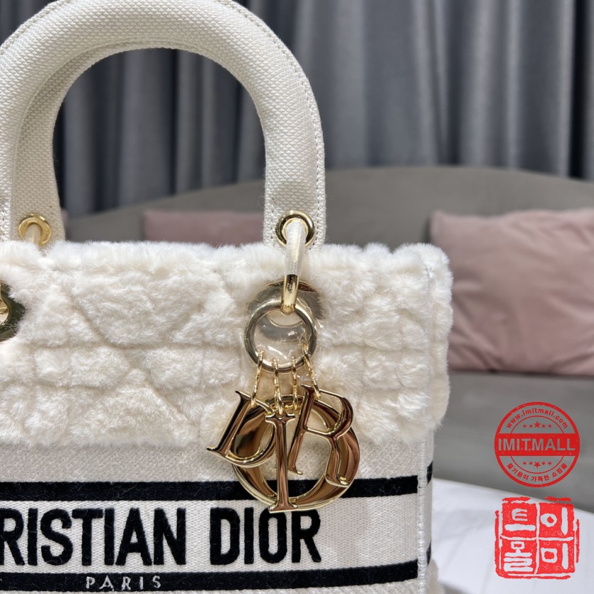 dior_xxxxx_big_00004.jpg