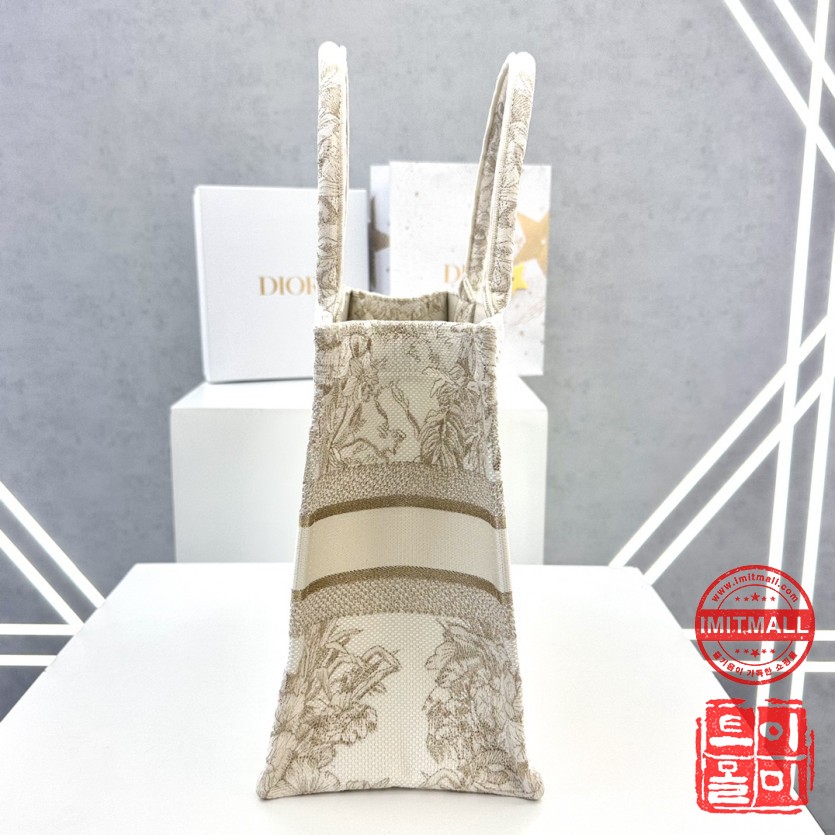 dior_xxxxx_big_00003.jpg