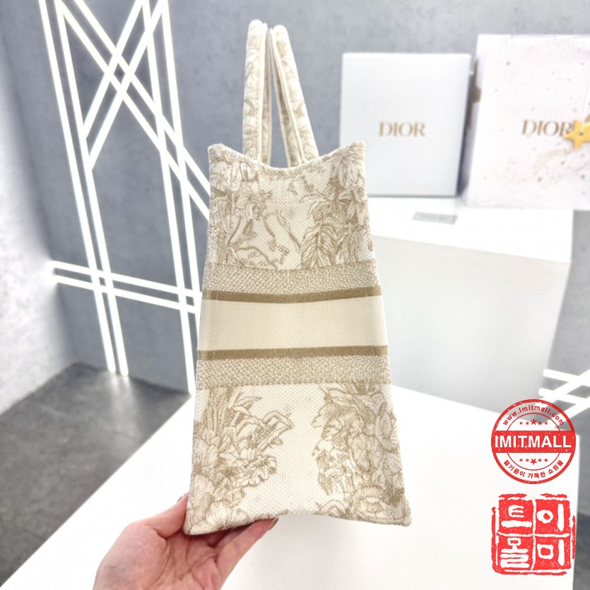 dior_xxxxx_big_00004.jpg