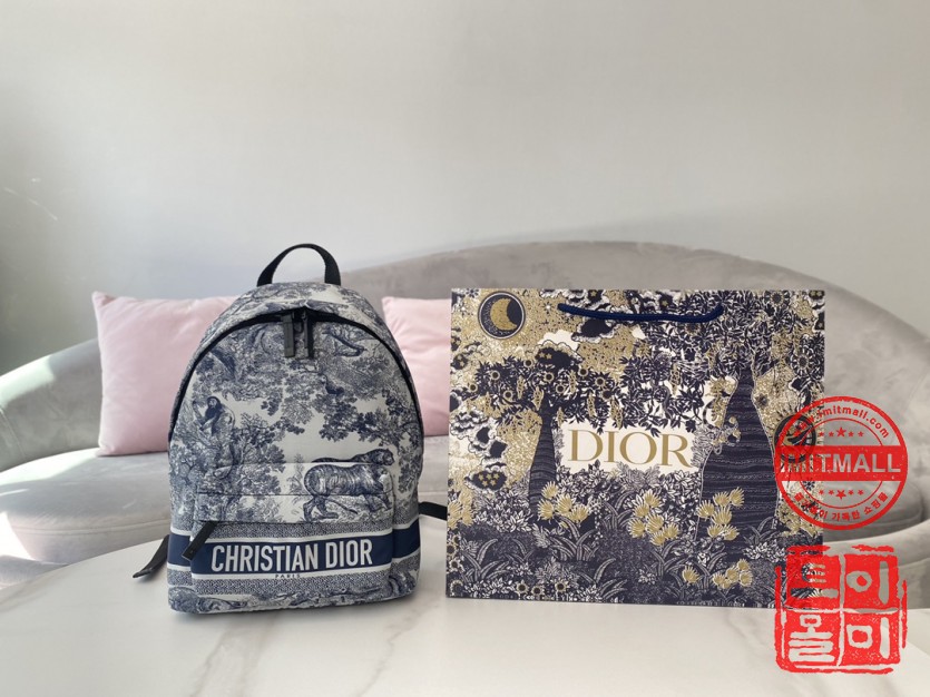 dior_xxxxx_big_00001.jpg